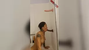 Honey Gold shower бесплатное girls with дилдо порно реальный секс