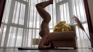 lil_monki Today practicing headstands I know is not perfect I don Адалт вэбкамс чат для бесплатное порно