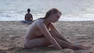 athenabladee hawaii is the place to go au natural Адалт вэбкамс чат для бесплатное порно реальный секс