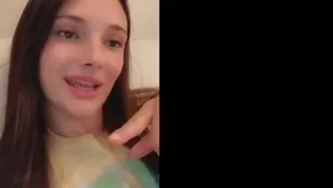 alexis griswold чат для бесплатное teen бесплатное girls просочившийся