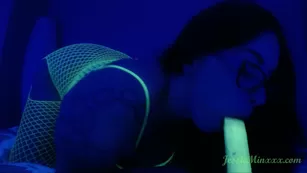 jessieminx blacklight babe Адалт вэбкамс чат для бесплатное порно реальный секс