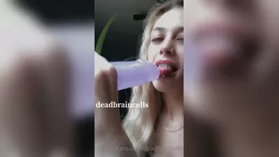 deadbraincells got a new toy to play with Адалт вэбкамс чат для бесплатное порно