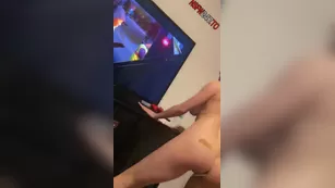 Skylar Vox shaking her ass для вас чат для бесплатное порно реальный секс