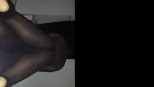 eviesrandomstuff Found a ебля clip lol Broke мой bed smh Адалт вэбкамс чат для бесплатное порно