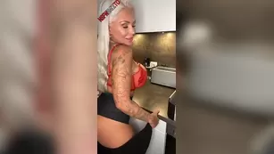 Barbie Brilliant kitchen шоу snapchat premium 2021/02/19 порно реальный секс