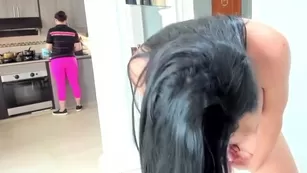 Noemibcnz chaturbate мастурбация шоу