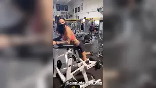 bonnierottenx Who s up I'm tired and sweaty laying in bed from tod Адалт вэбкамс чат для бесплатное порно